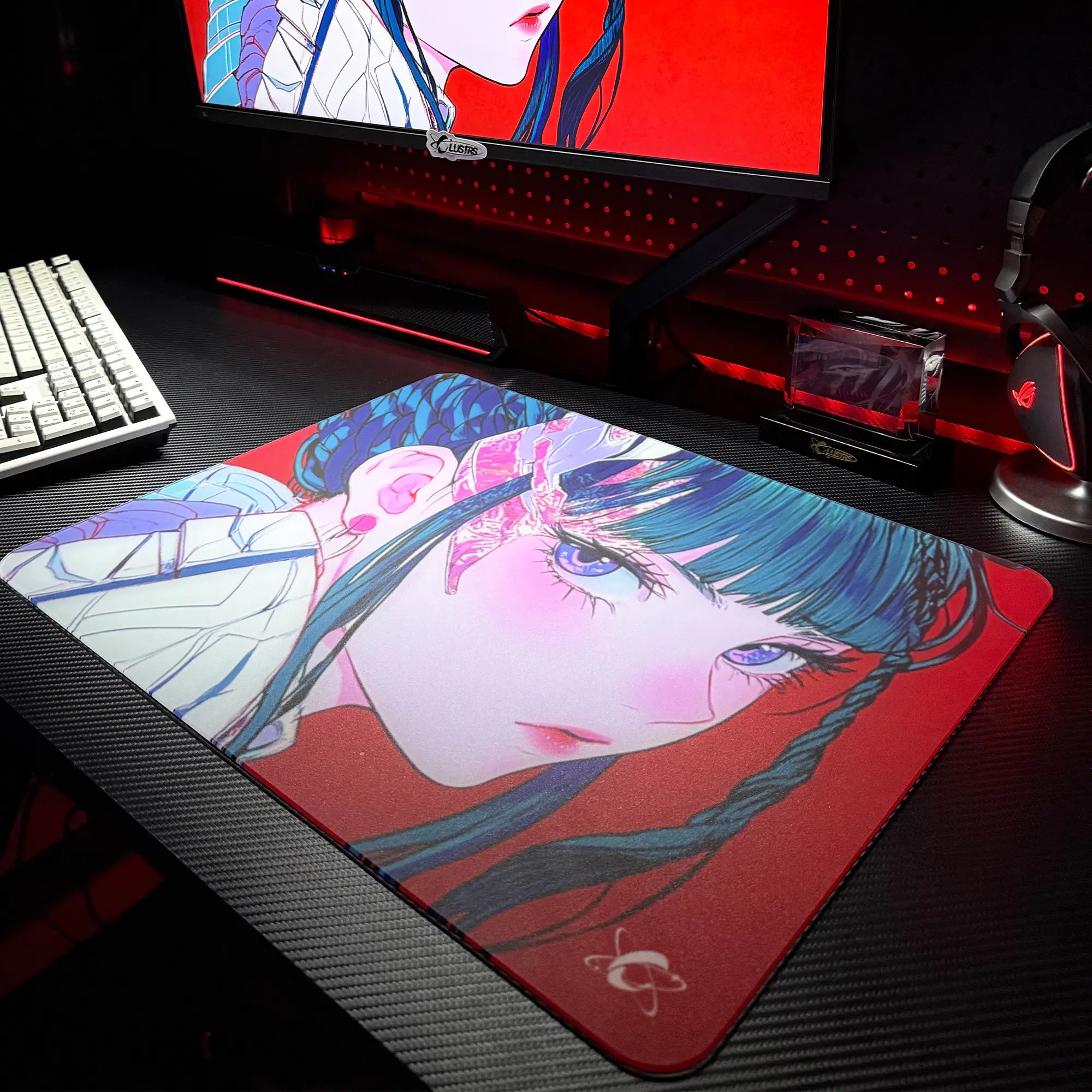 Akira Gaming Glass Mousepad