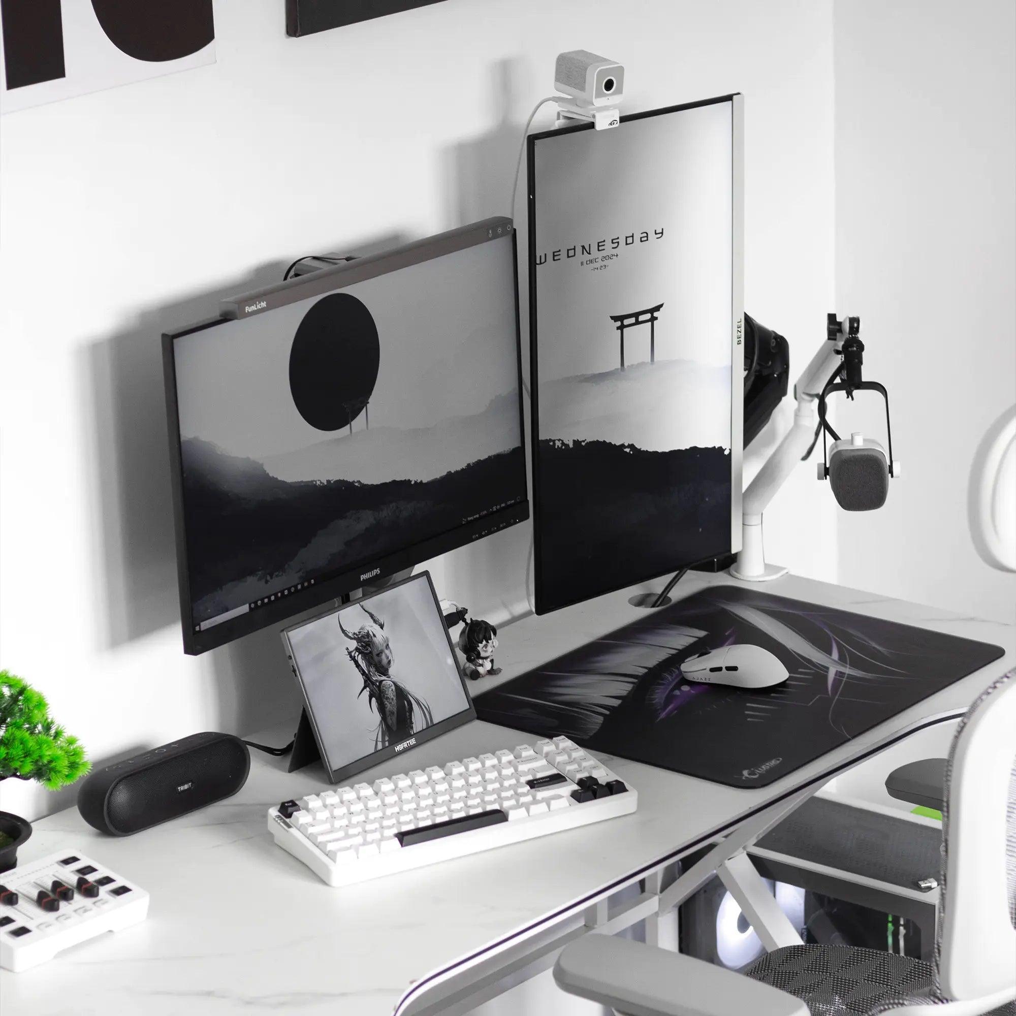 astras-gaze-gaming-mouse-pad-tempered-glass