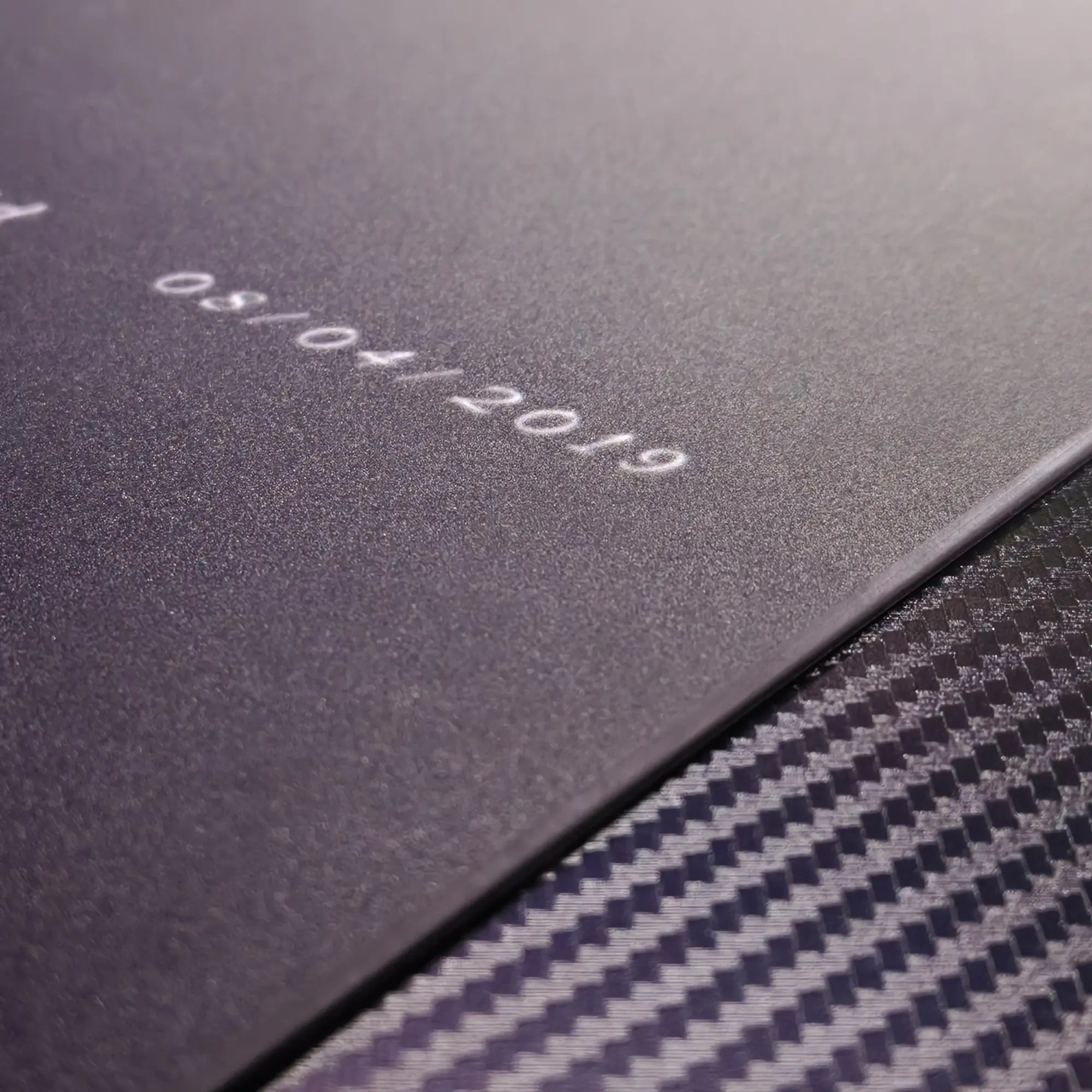 愛 · Signature Custom Glass Mousepad