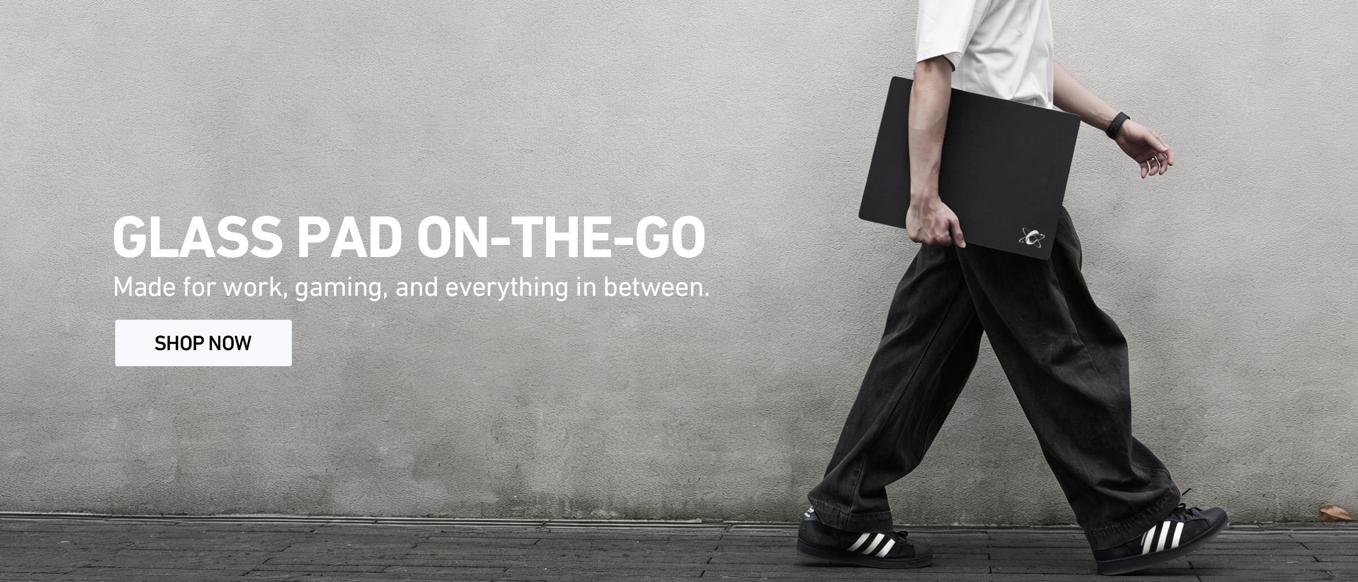 Creating the best mobile office setup with the Glass Pad On The Go for a productive lifestyle